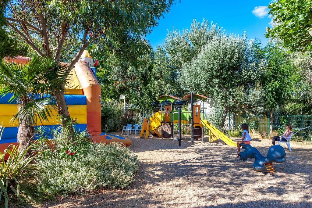Camping Antioche D'Oleron La Brée-les-Bains Dış mekan fotoğraf